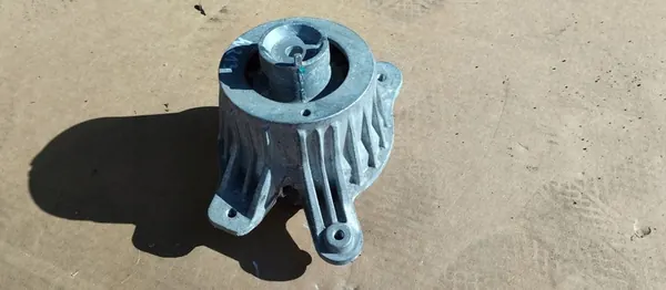 Soporte de motor Mercedes E-Class W213 A2132400700 image 2