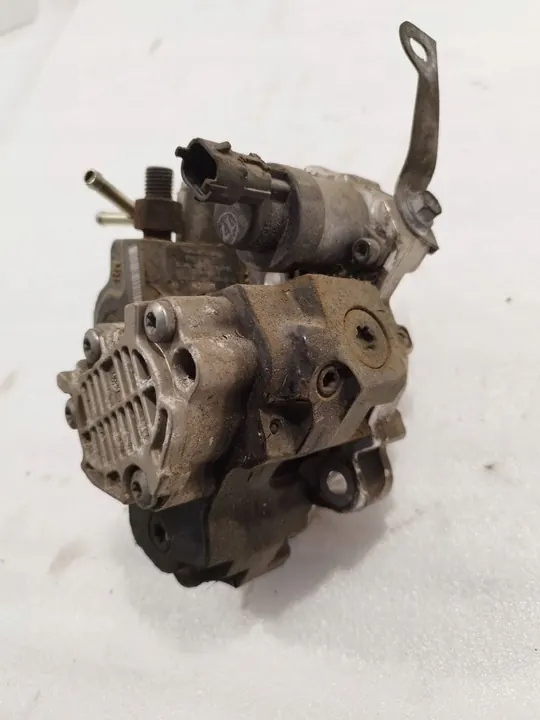 TOYOTA AURIS YARIS COROLLA 1.4 EINSPRITZPUMPE OEM image 3