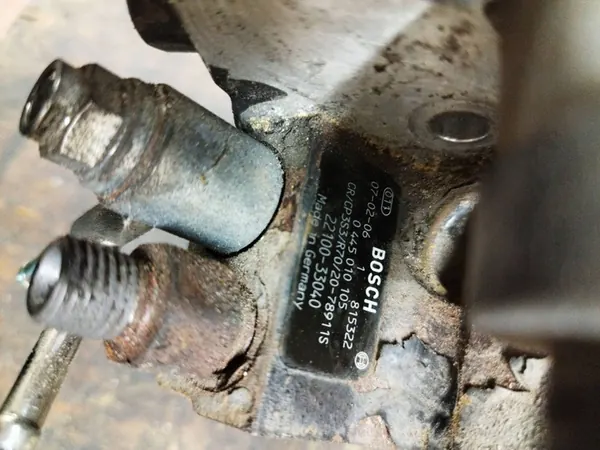 TOYOTA AURIS YARIS COROLLA 1.4 EINSPRITZPUMPE OEM image 6