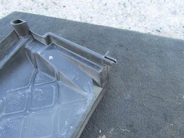 AUDI A4 B7 Cabinefilterbehuizing 8E1819641A image 4