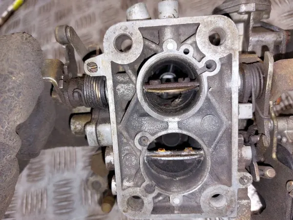 MONOWTRYSK GAŹNIK FORD SIERRA 1.8 image 2