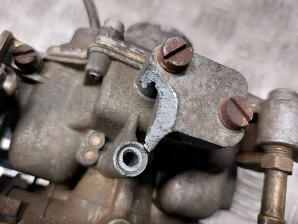 MONOWTRYSK GAŹNIK FORD SIERRA 1.8 image 5