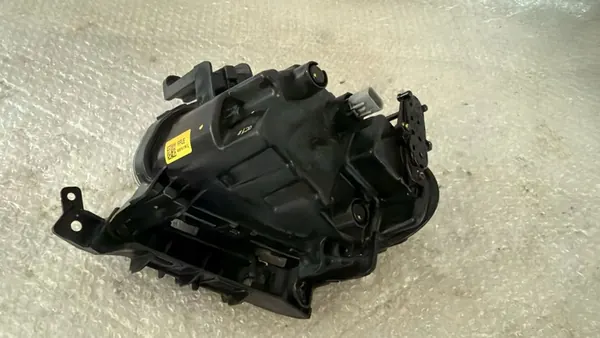 HYUNDAI SANTA FE 2019- FAROL HALÓGENO ESQUERDO image 3