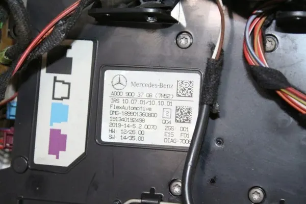 Plafonnier Mercedes-Benz GLA OEM A1566908000 image 6
