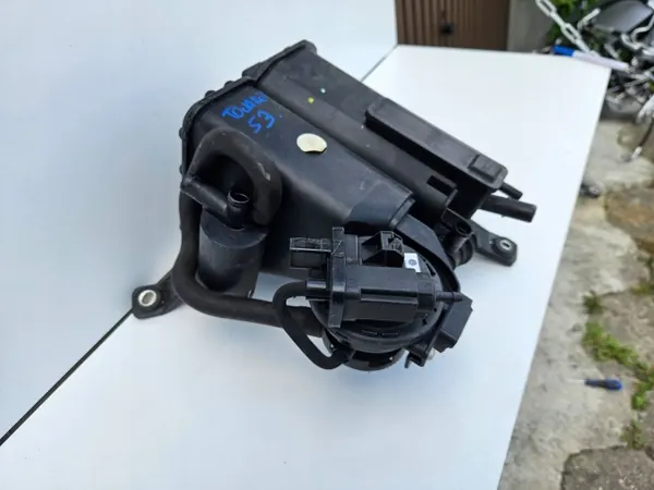 Filtro de carbón OEM 7P0201801E para VW Touareg II image 3
