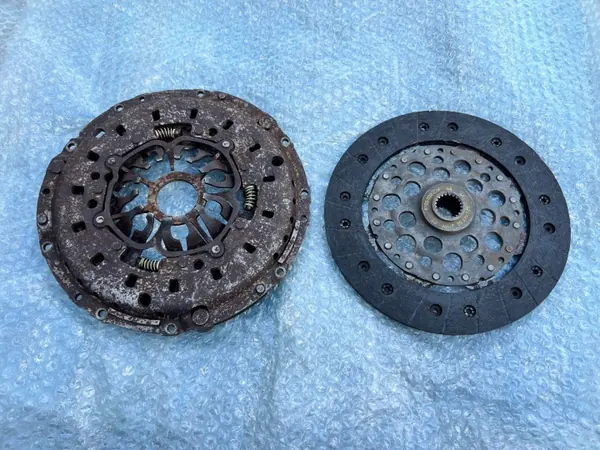 Plato de embrague Renault OEM 8200032234 image 2