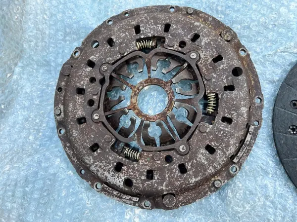 Plato de embrague Renault OEM 8200032234 image 3