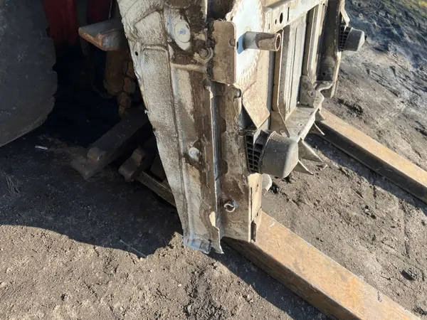 Hinterer Bodenblech OEM PAS TYŁ VIVARO C DOMI image 5