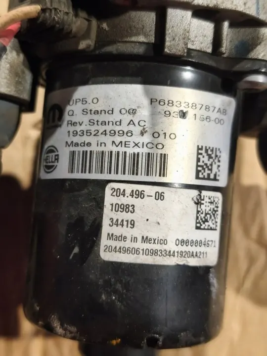 Jeep Wrangler JL vacuümpomp OEM P68338787AB image 3