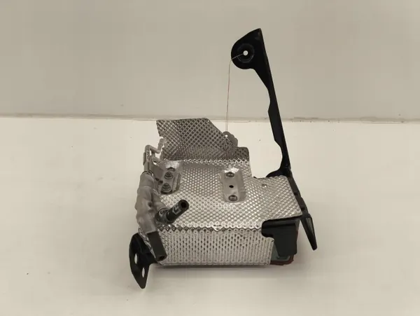Lämmönvaihdin OEM 5QF819013B VW GTE Audi e-tronille image 3