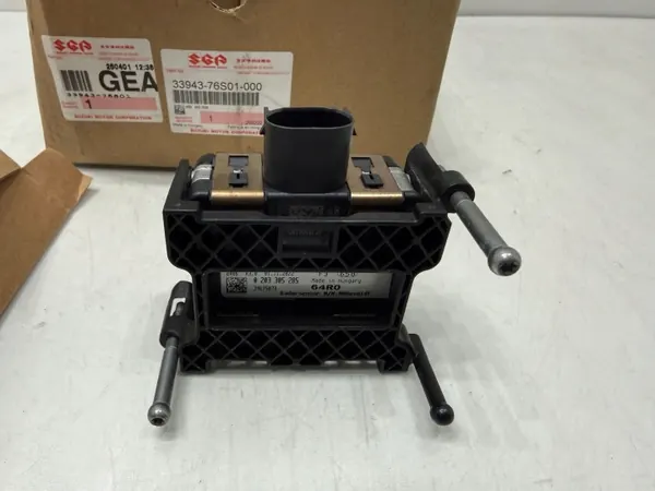 Suzuki OE 33943-76S01 Radar Distronic ACC pour Vitara III image 3