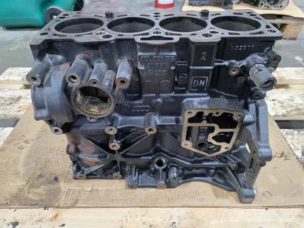 Motorblock OEM 03L021BG 12/26 för Audi A4 B8 image 3