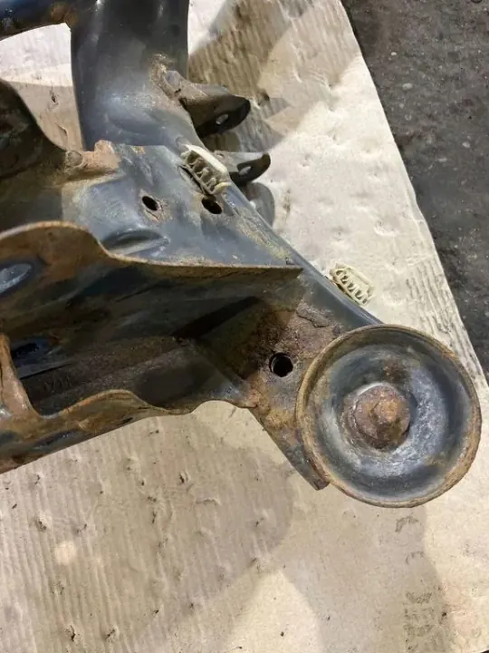 BMW F22 M240i bakfjädring OEM 33316792505 image 4