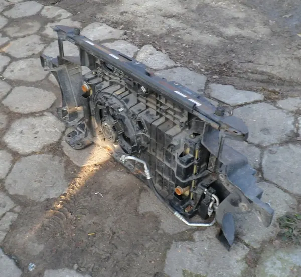 Suporte de radiador dianteiro Fiat Stilo 1.2 1.4 1.6 2001-2007 image 5