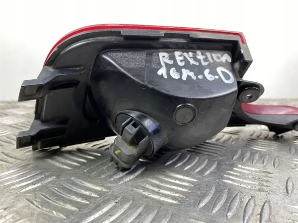 Bakstötskåpsljus höger OEM 8390236000 - SsangYong image 3