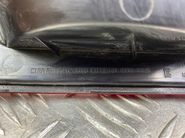 Bakstötskåpsljus höger OEM 8390236000 - SsangYong image 4