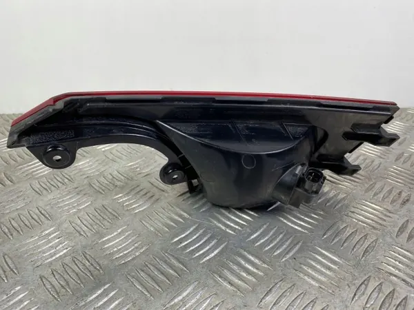 Bakstötskåpsljus höger OEM 8390236000 - SsangYong image 6