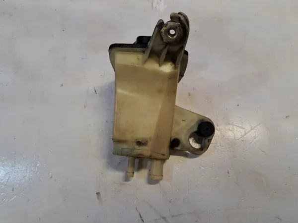 Jaguar XF X250 styrservotank OEM XW133R700AC image 3