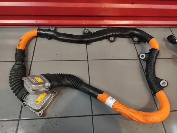 Hoogspanningsinverterkabel BMW 3 F30 LCI 2.0 330e OEM 6824116 image 1