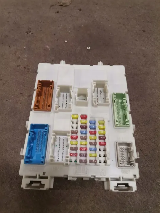 Module Ford OE BV6N-14A073-FU - État utilisé image 2