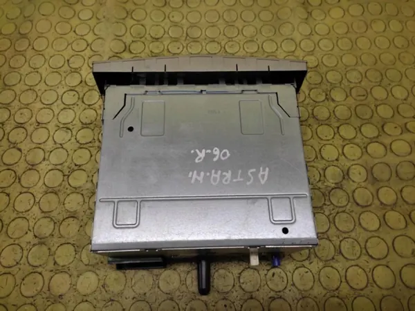 Radio Opel Astra H OEM 13283224 - Occasion image 4