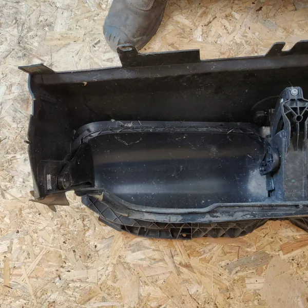 Frontgitter BMW 2 F44 OEM 9465760 - Gebraucht image 6