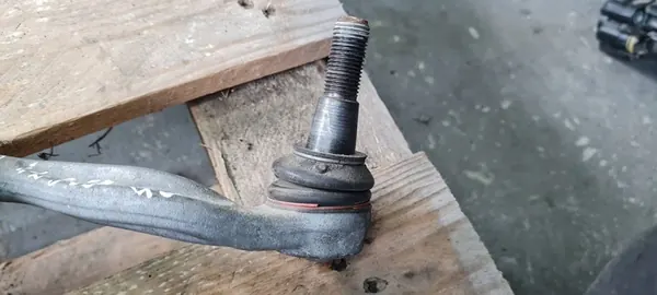 Audi Q5 Stuurstang Rechts Voor OEM 4M0423810C image 4