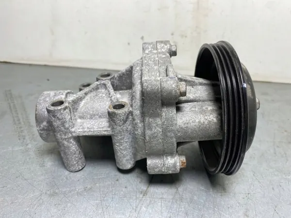 Vesipumppu OEM FBZ16626 Hyundai Santa Fe 2019 image 2