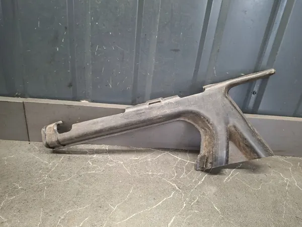 Rücklichtkabelabdeckung Mercedes W116 OEM 1168200412 image 2