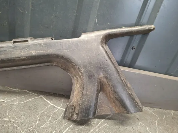 Rücklichtkabelabdeckung Mercedes W116 OEM 1168200412 image 3