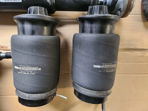 Muelle neumático trasero Mercedes-Benz OEM 1663200029 image 3