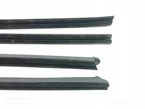 Joint de vitre avant OEM AMD153308 - Occasion image 6
