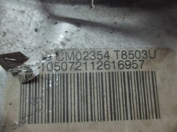 BMW OE 105072112616957 Vasen takapyörän navan image 5
