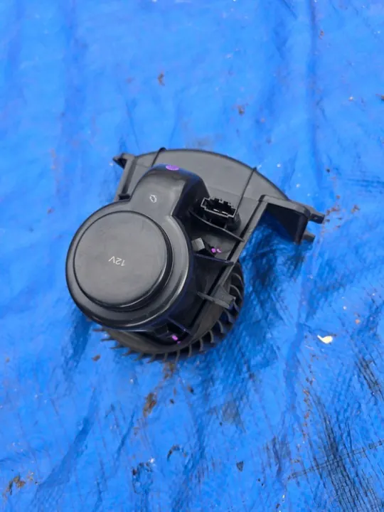 Ventilador VW T5 Caravelle Multivan image 2