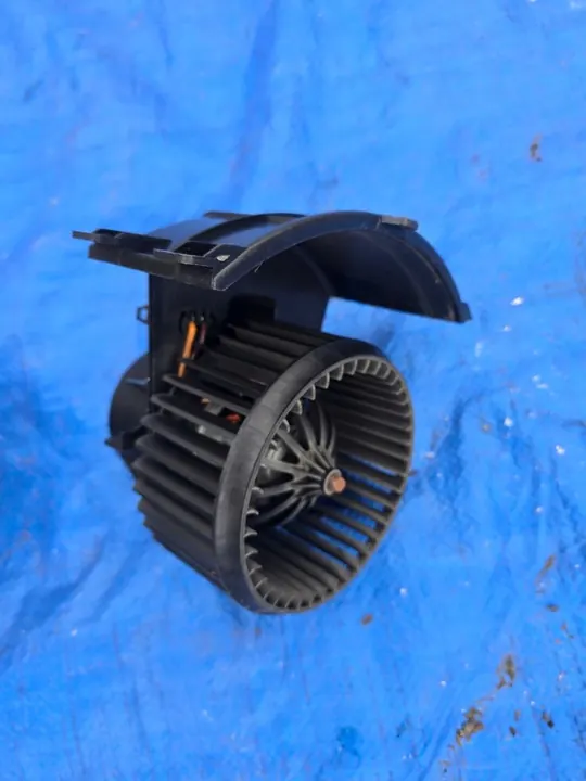 Ventilador VW T5 Caravelle Multivan image 3