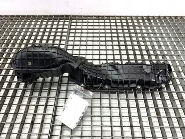 Ansaugkrümmer OEM 8601612 BMW G30 4.4L image 2