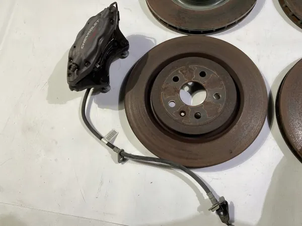 Kit Freins Brembo OEM CAM-2015 pour Chevrolet Camaro image 4