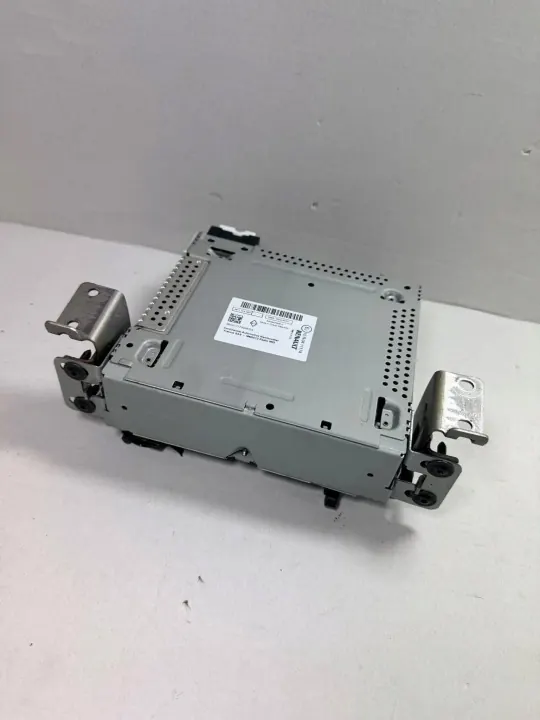 Radio Navi Renault Captur OEM 281151536R - Usado image 2