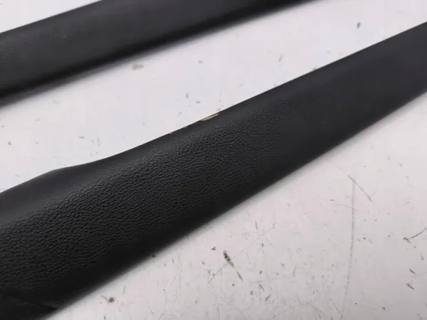 Ford Galaxy 2017 Tunnel-Seitenabdeckung OEM EM2BR061A16AFW image 10