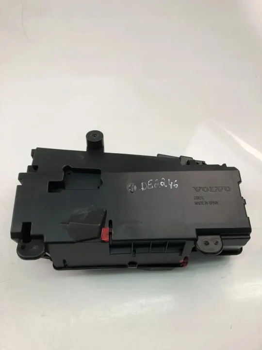 Volvo S90 II Navigationsbildschirm OEM 31665401 Gebraucht image 4