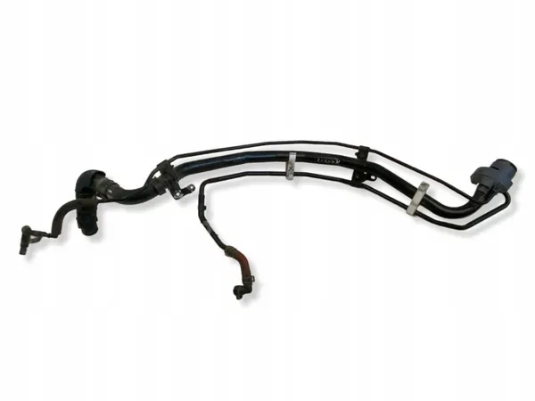 Toyota RAV4 IV 2.5 Hybrid brandstofvulpijp OEM 77278-48020 image 5