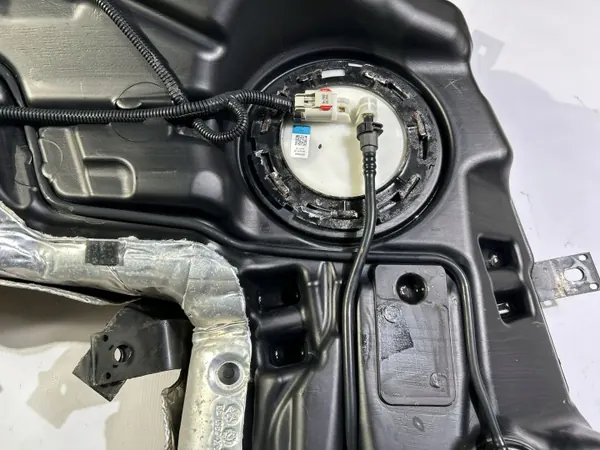 Tanque combustível OEM 68250906AB para Dodge Durango image 3