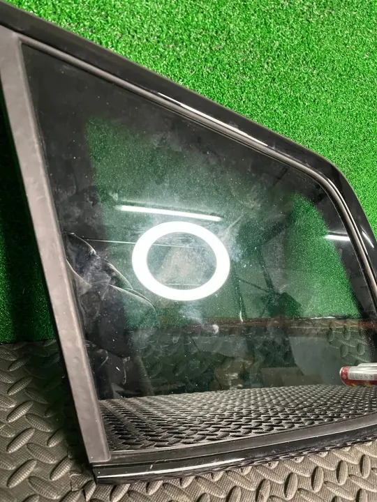 Ventana Trasera Izquierda Skoda Karoq OEM 57A845297 image 3