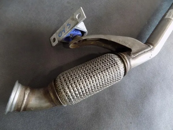 Audi S5 A5 F5 Uitlaat Recirculatiepijp OEM 8W0253343 image 3