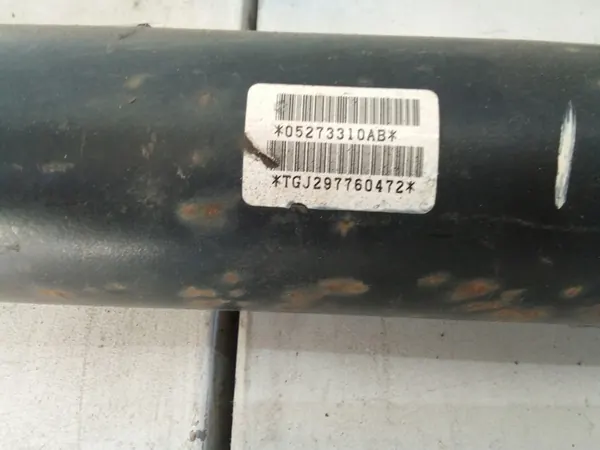 Jeep Drivaxel 05085224AB image 2