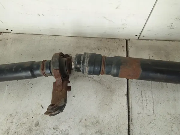 Jeep Drivaxel 05085224AB image 3