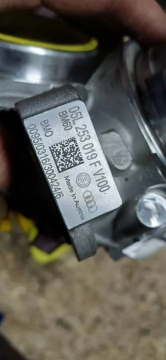 Turbocompressor Volkswagen OE 05L253019F - Usado image 7