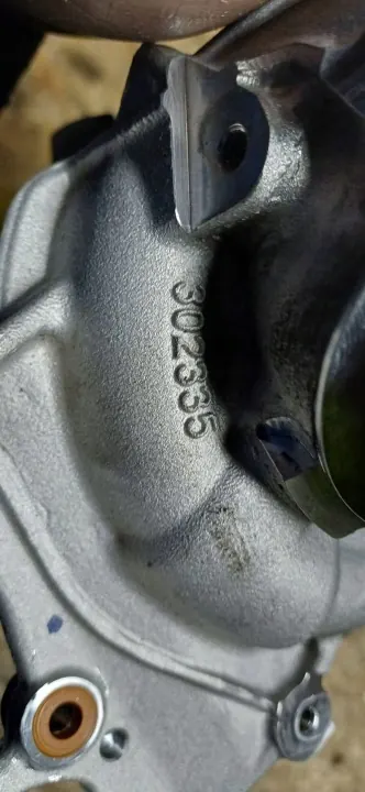 Turbocompressor Volkswagen OE 05L253019F - Usado image 8