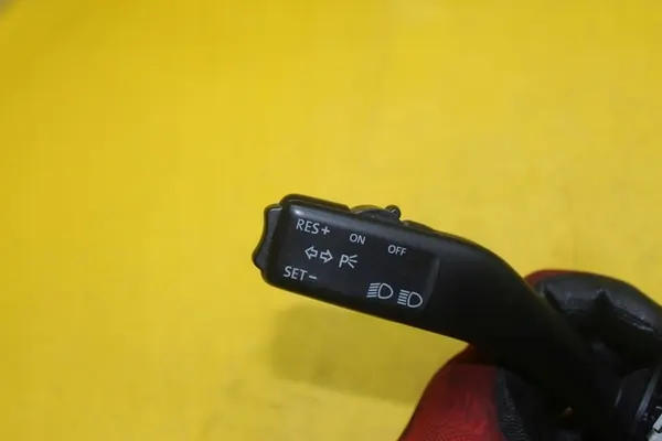 Spiegelverstellschalter Volkswagen OE 1K0959565F image 5