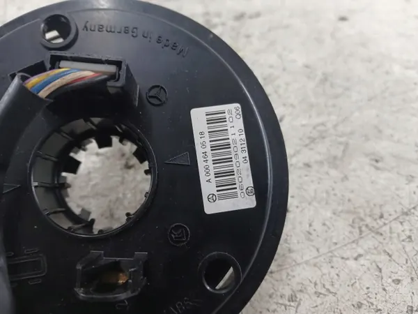 Mercedes W211 Lenkradspule OEM A0004640518 image 3